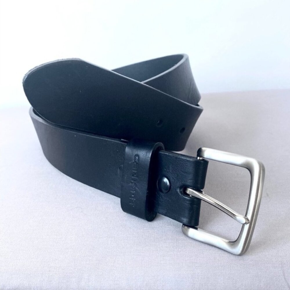 Carhartt black leather belt size 36 w/ silver hardware unisex- great condition